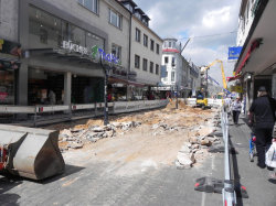 Wie gewohnt herrscht reges Treiben auf der Hammerstraße. Wie gewohnt herrscht reges Treiben auf der Hammerstraße.