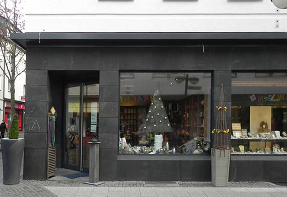 Teeladen Vorher